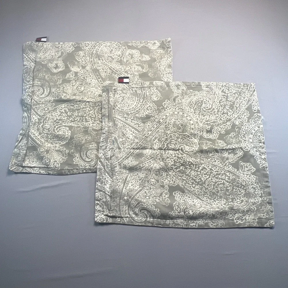 Set of 2 Tommy Hilfiger Paisley Lumbar Pillows Cover Gray 100% Cotton 20